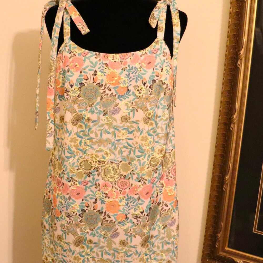 NWT Rachel Roy Embroidered Summer Dress - Picture 9 of 9